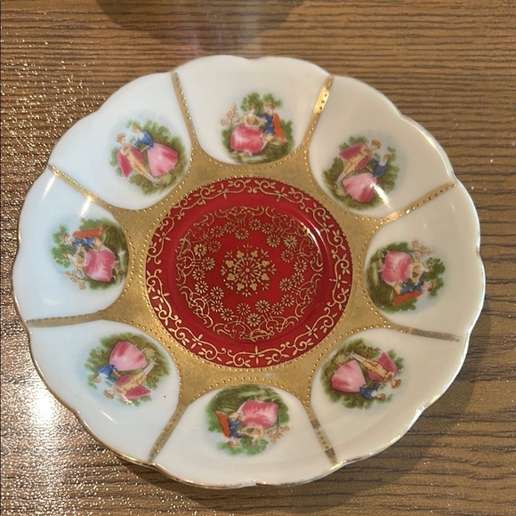 Vintage 24k Gold Floral Tea Cup and Saucer - Picture 7 of 9